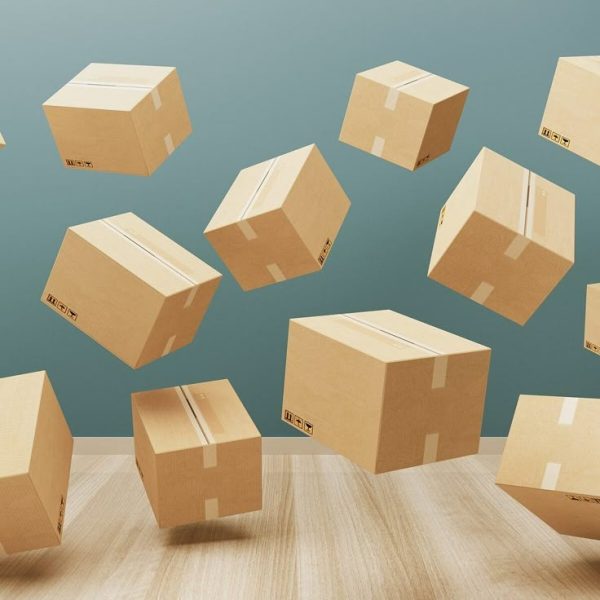 آماده‌سازی وسایل الکترونیکی صنعتی برای حمل بار اداری از اصفهان