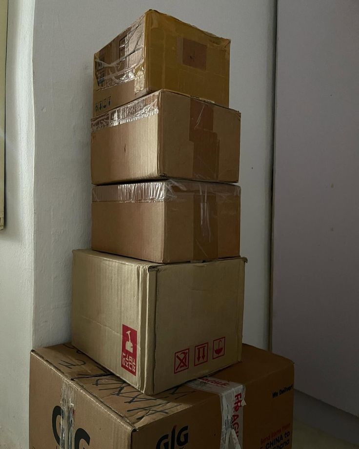 تجهیزات ضروری برای بستهبندی بار اداری در باربری از اصفهان