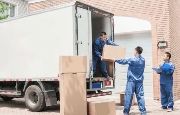 اهمیت بیمه باربری بینشهری از اصفهان و نحوه انتخاب پوشش مناسب